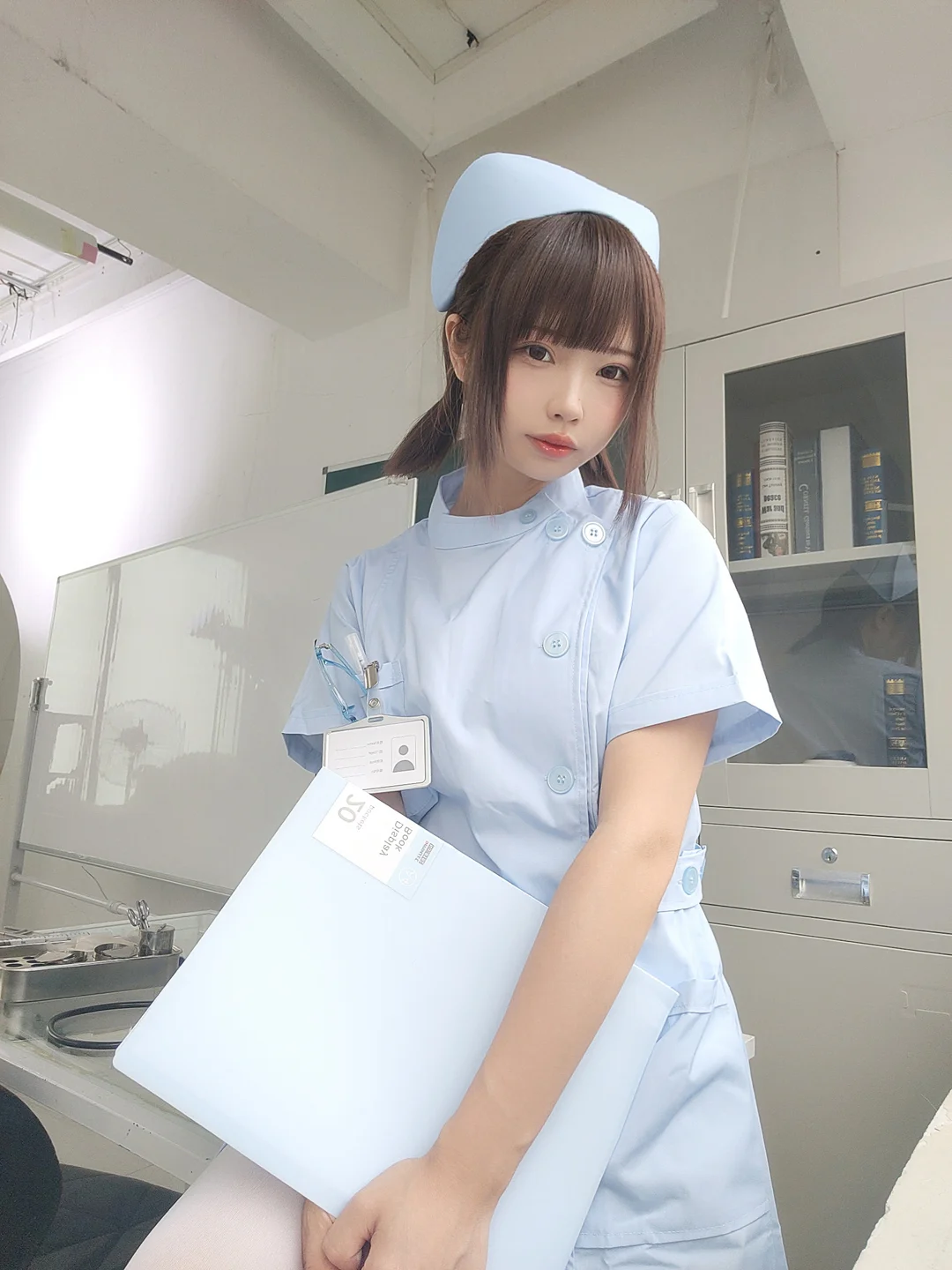 十万珍吱伏特 - 护理实习生 [155P,1V-1.38GB] tg@simisebaisi 【丝足阁】023.webp